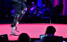 Curb prosthetic-leg cheating